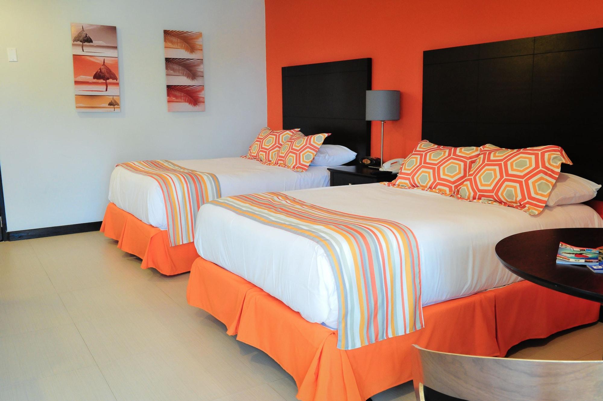 Talk Of The Town Beach Hotel & Beach Club By Gh Hoteles Oranjestad Ngoại thất bức ảnh