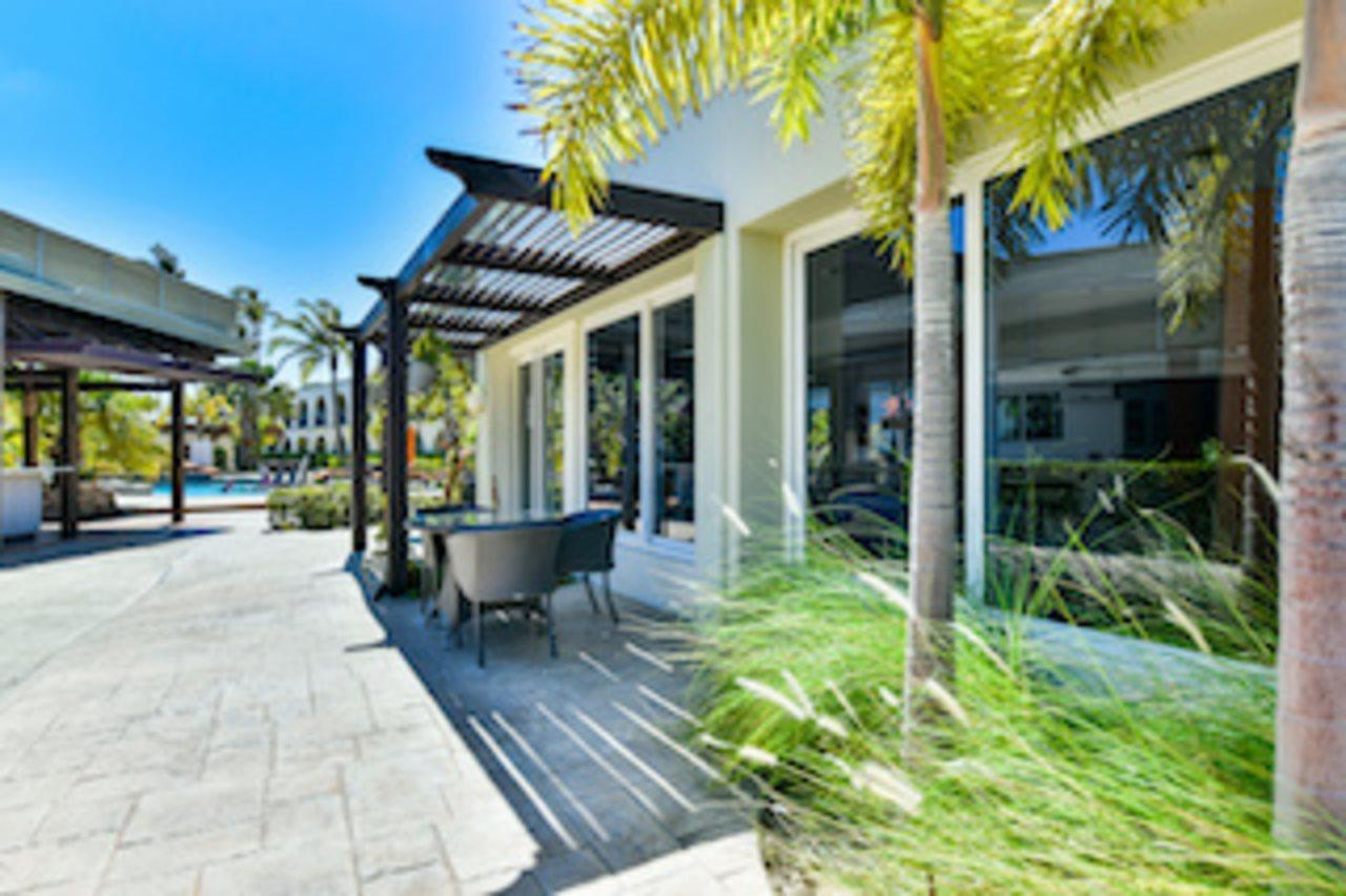 Talk Of The Town Beach Hotel & Beach Club By Gh Hoteles Oranjestad Ngoại thất bức ảnh