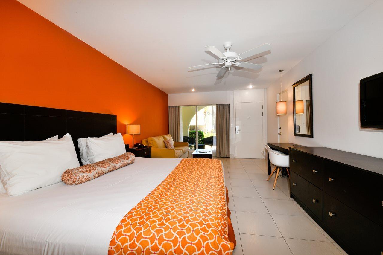 Talk Of The Town Beach Hotel & Beach Club By Gh Hoteles Oranjestad Ngoại thất bức ảnh
