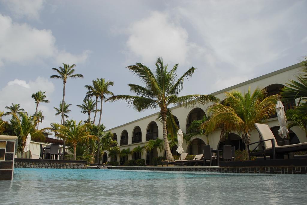 Talk Of The Town Beach Hotel & Beach Club By Gh Hoteles Oranjestad Ngoại thất bức ảnh