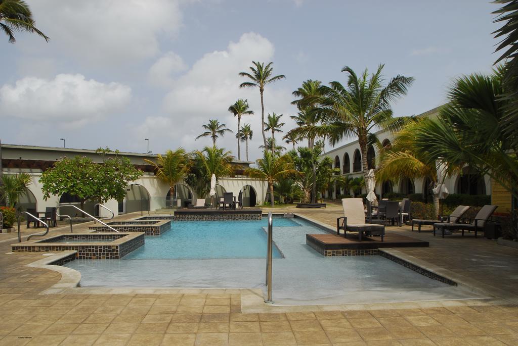 Talk Of The Town Beach Hotel & Beach Club By Gh Hoteles Oranjestad Ngoại thất bức ảnh